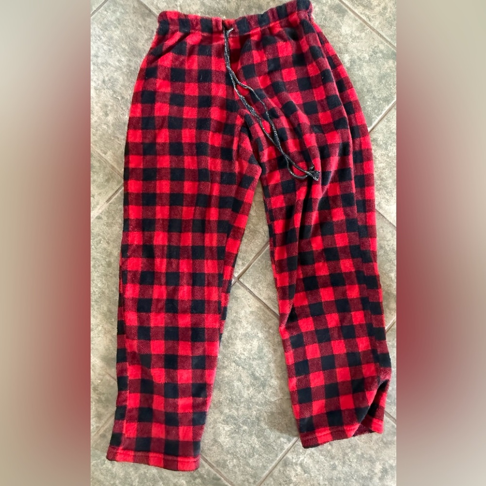 🎀3/$25🎀 Plaid Red and Black Women's Sleepwear Pants
